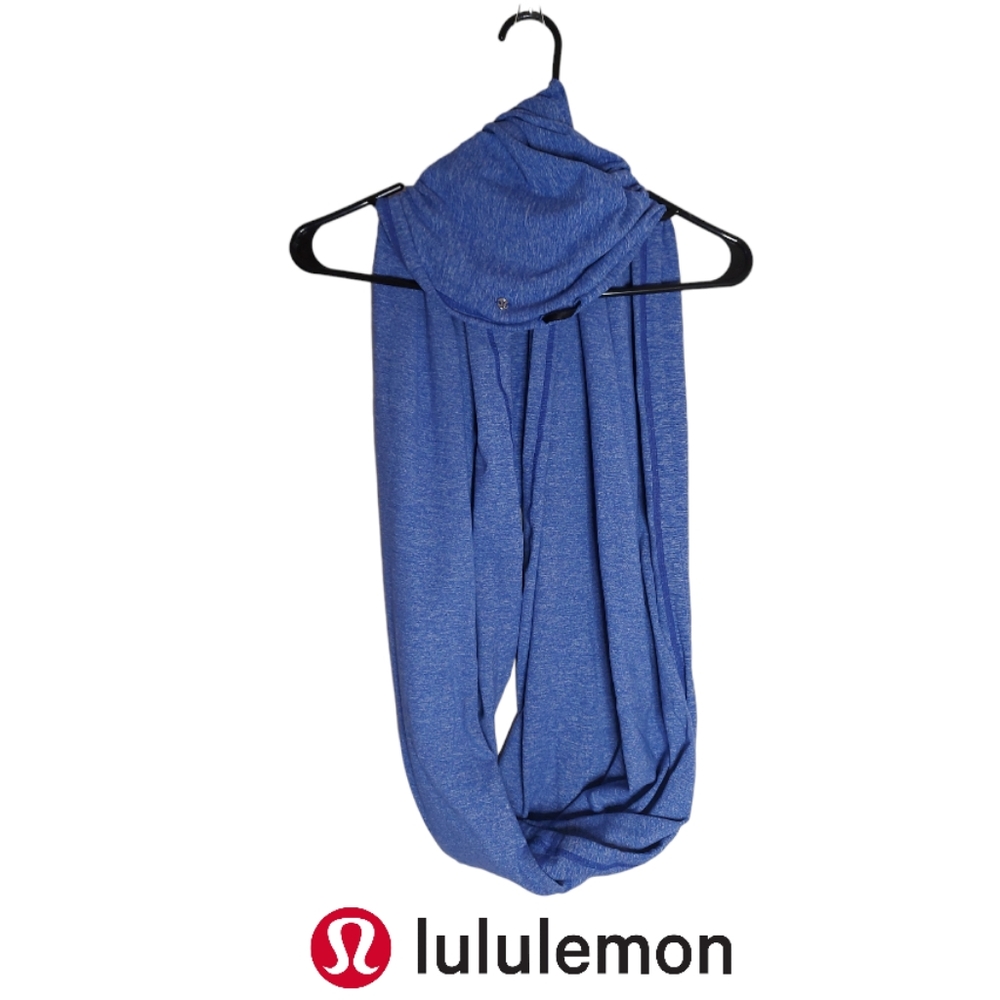 Lululemon Heathered Blue Infinity Scarf